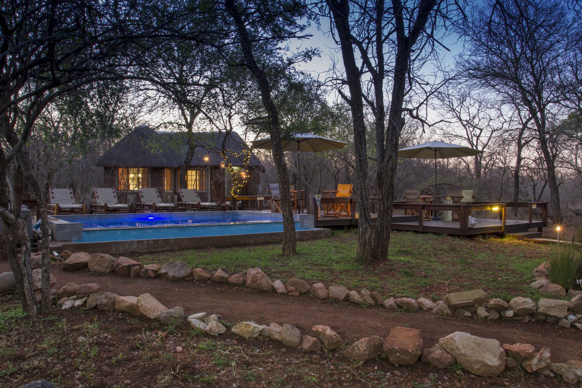 Tusk Bush Lodge Marloth Park Extérieur photo